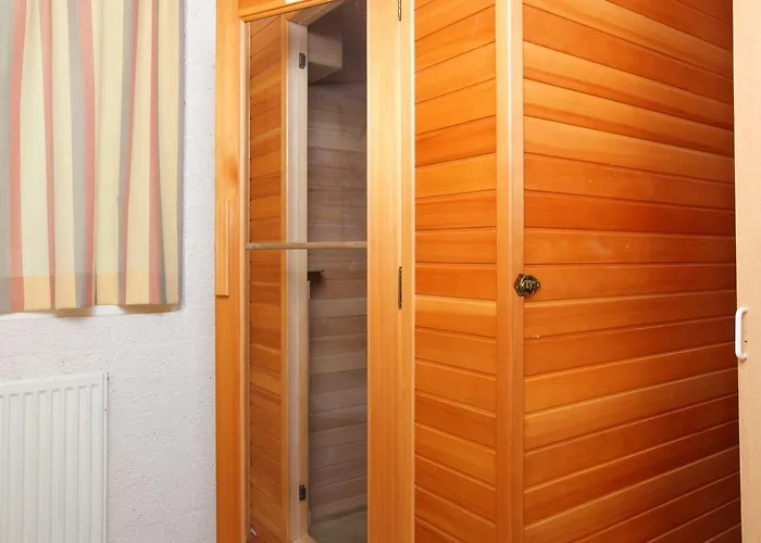 Roompot Schin Op Geul База отдыха 3*