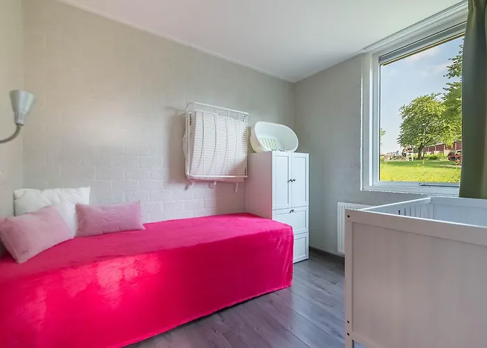 Feriepark Roompot Schin Op Geul 3*