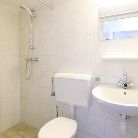 Roompot Schin Op Geul Vakantiepark 3*