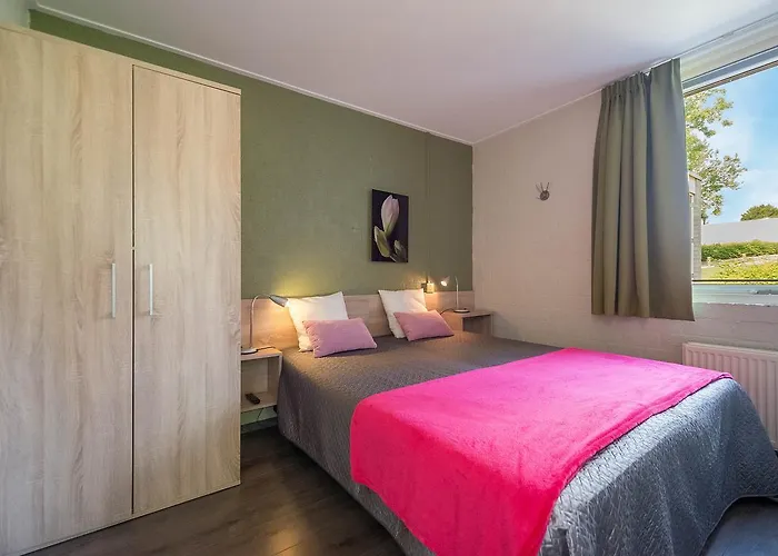 Roompot Schin Op Geul Vakantiepark Born